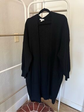 Black Open-Front Ribbed Knit Cardigan Sweater -